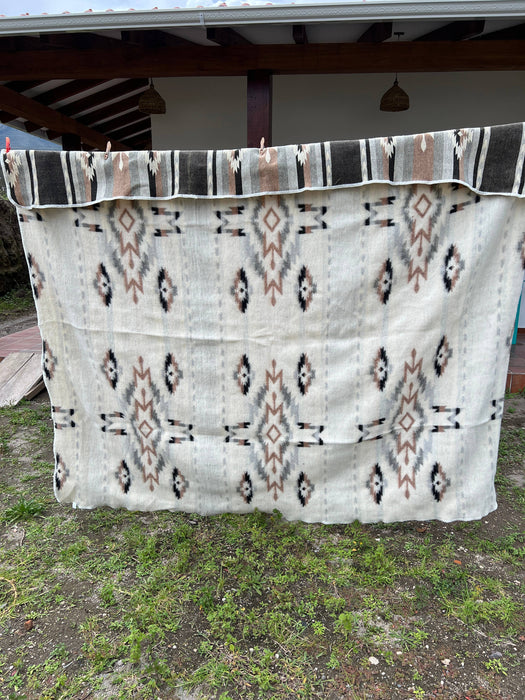 'Western' 100% Wool Blanket | Craft Bedding