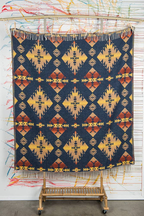 Cheyenne Wool Blend Blanket - Native American Design 200cm x 155cm