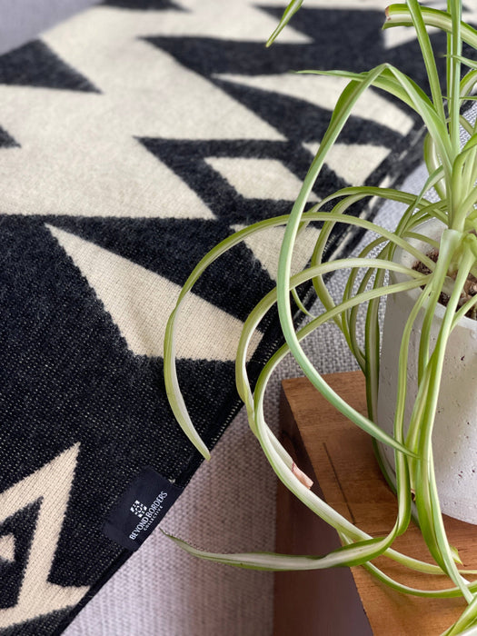 Awa Throw Blanket - Natural / Black | home decor | Spring De