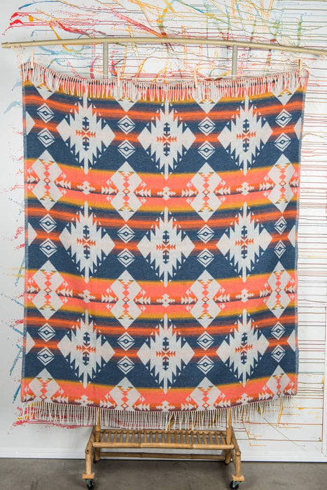 Cheyenne Wool Blend Blanket - Native American Design 200cm x 155cm